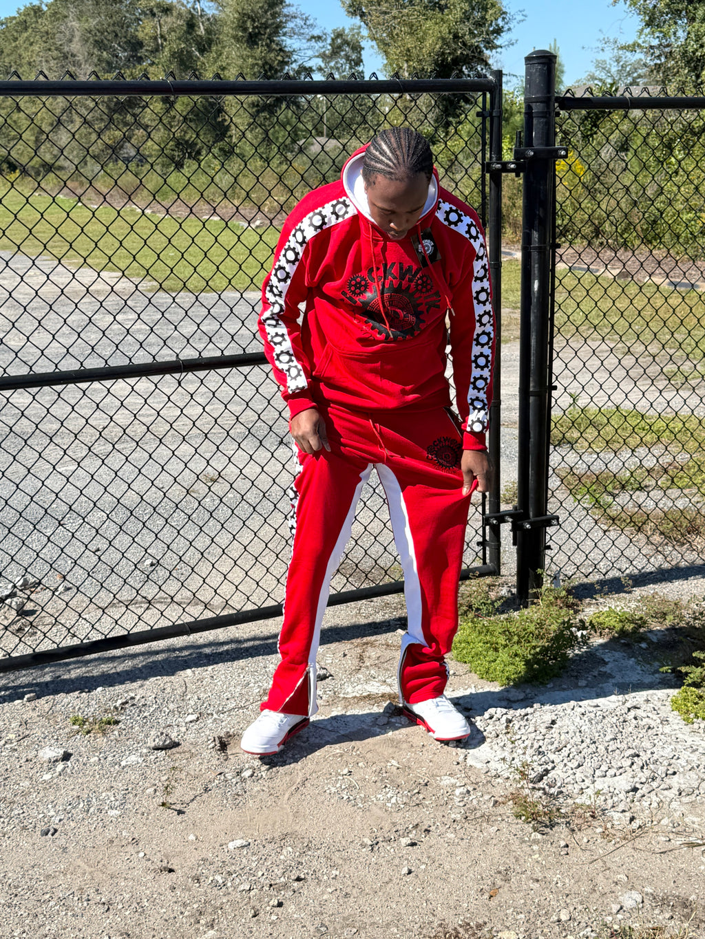 Clockwork red bell runners