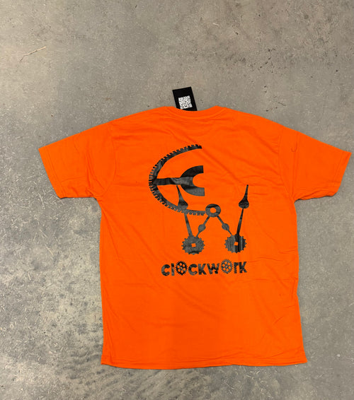 Clockwork bell runner Orange T-shirt