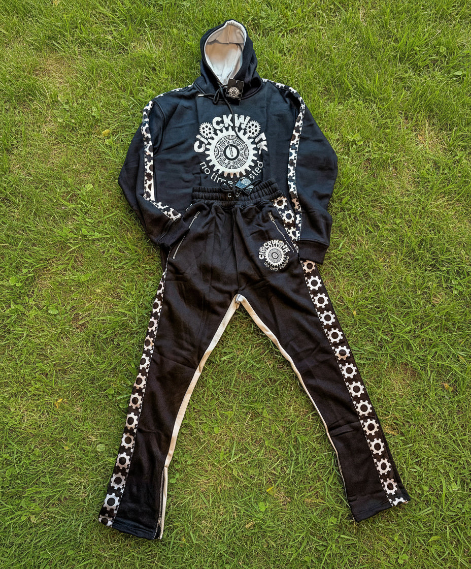 Clockwork black bell runners