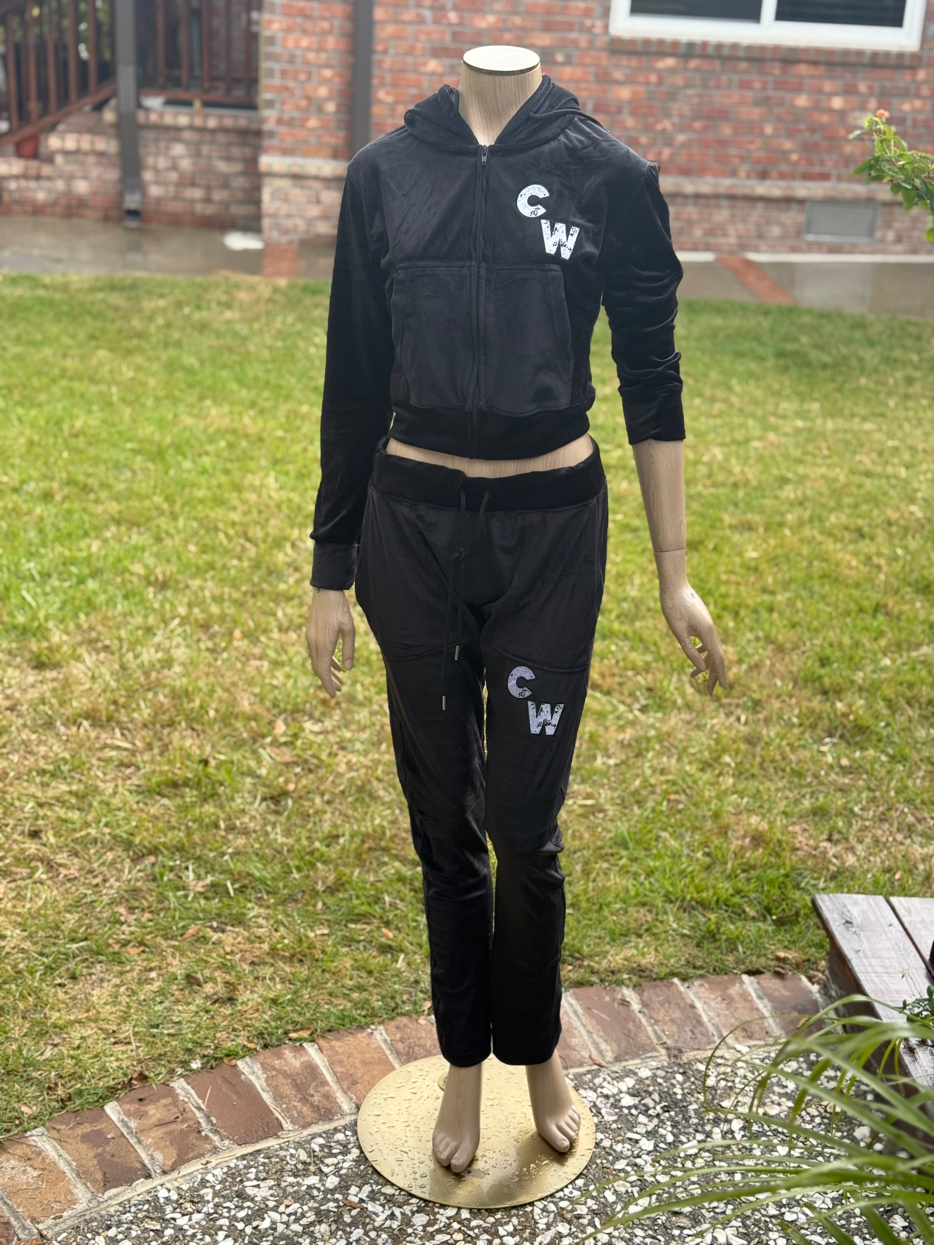 Black No time to waste velour set