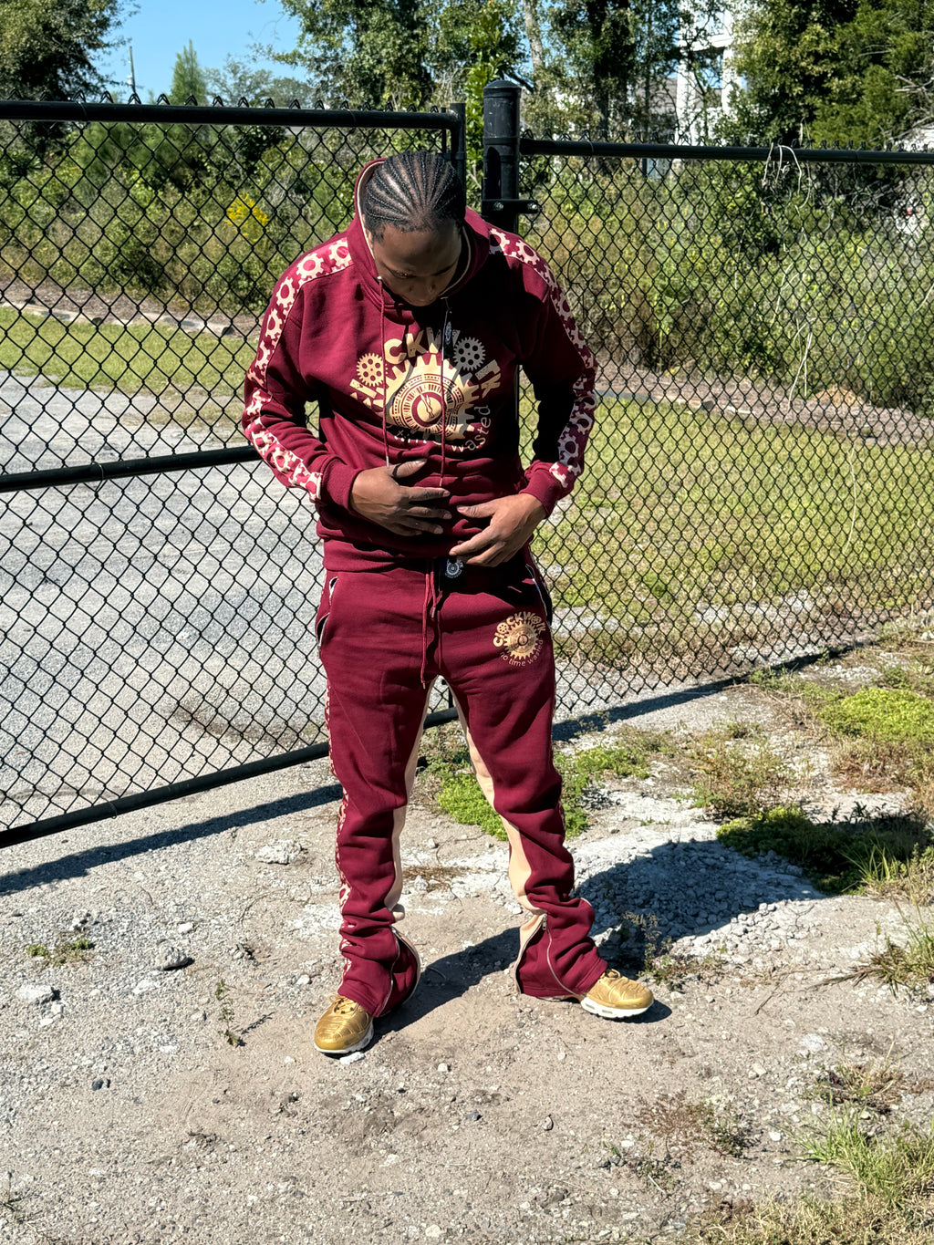 Clockwork maroon bell runners