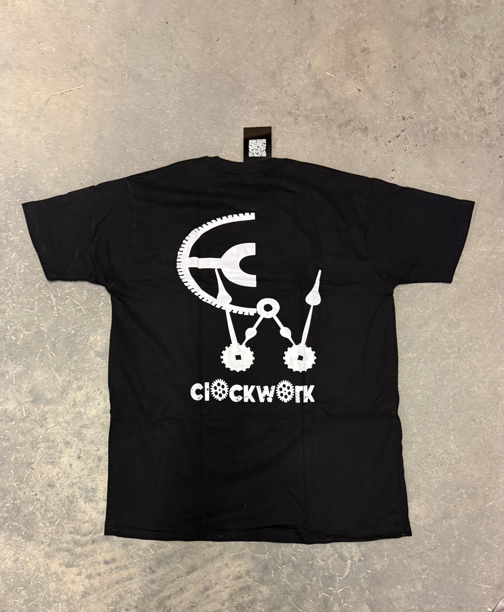 Clockwork bell runner Black T-shirt
